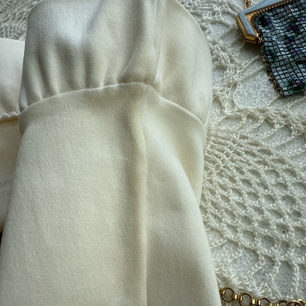 Vintage Christian Dior White Evening Bridal Gloves Bonwit Teller Made in France - Picture 4 of 6